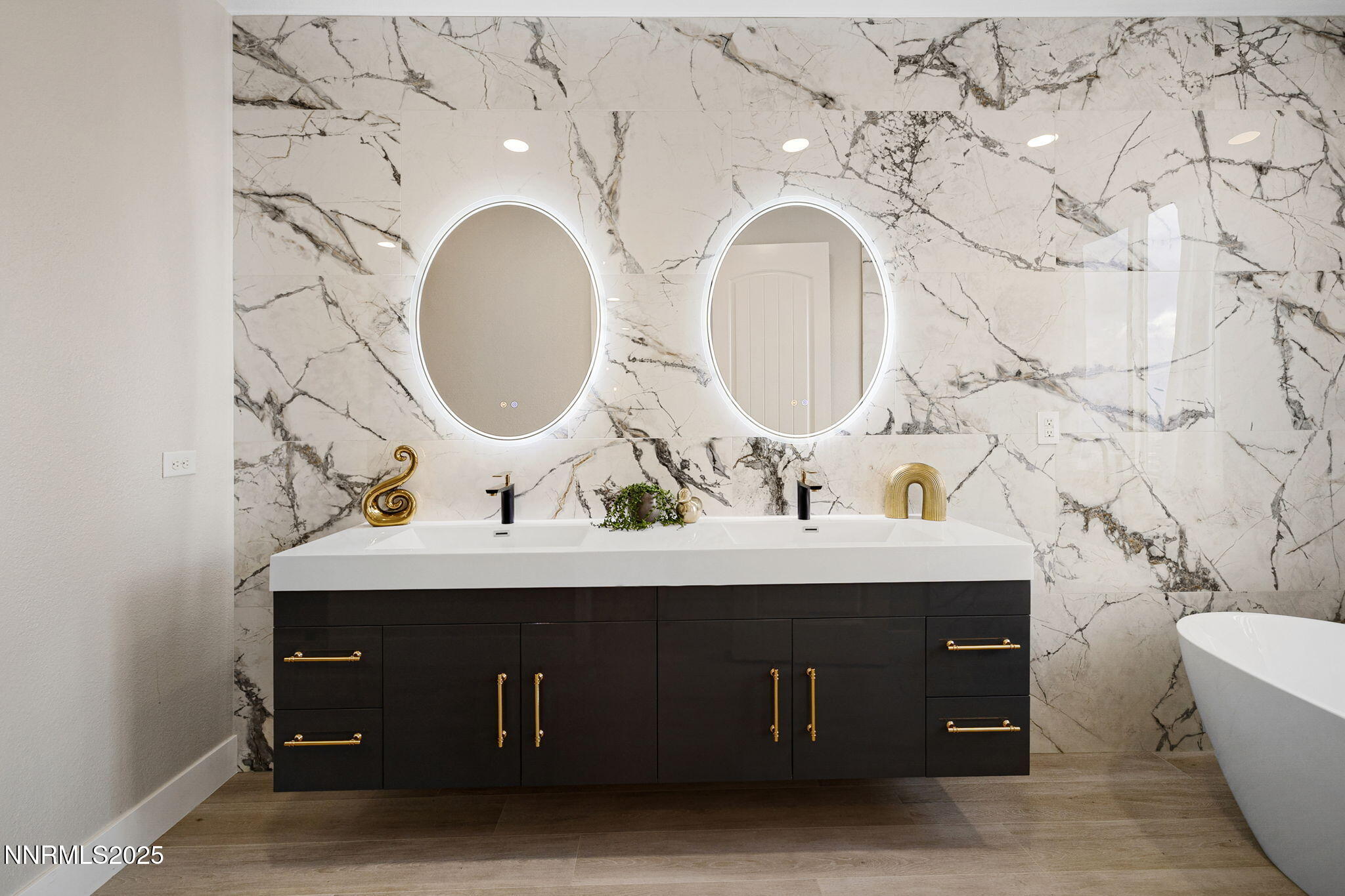 1120 University Park Court Reno, NV 89512 - Photo 23 of 49 53-web-or-mls-1120 University Park-29