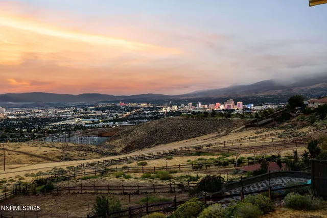 $1,199,999 | 1120 University Park Court, Reno, NV 89512