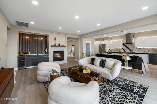 $1,199,999 | 1120 University Park Court, Reno, NV 89512