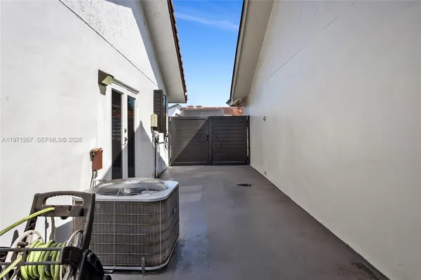 $3,700 | 15962 Southwest 138th Court, Miami, FL 33177