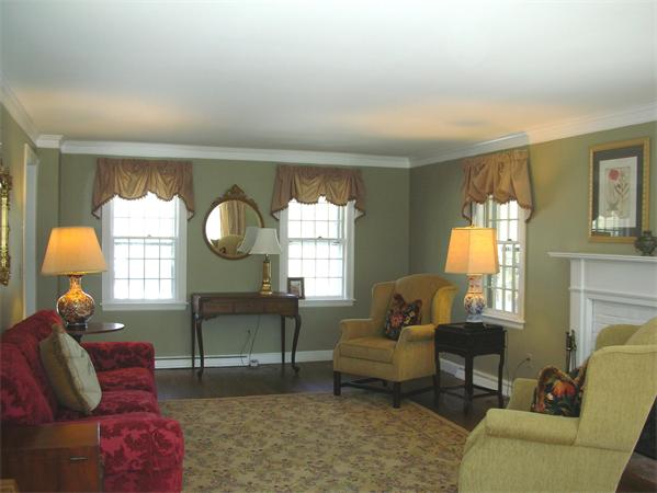 77 Old Coach Road Sudbury, MA 01776 - Photo 3 of 21 Gallery Image 3