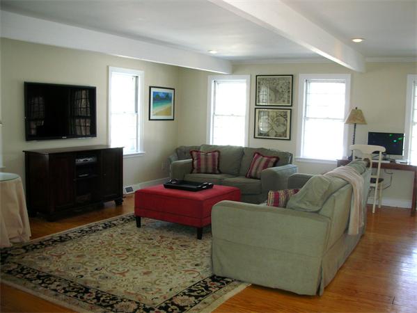 77 Old Coach Road Sudbury, MA 01776 - Photo 6 of 21 Gallery Image 6