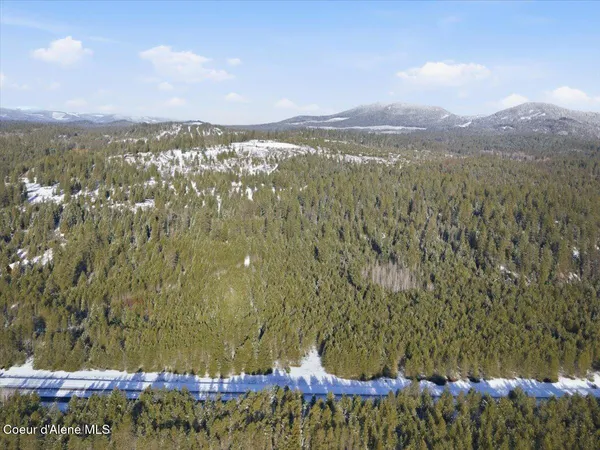 $699,000 | Nka Nka Amaze Way, Athol, ID 83801