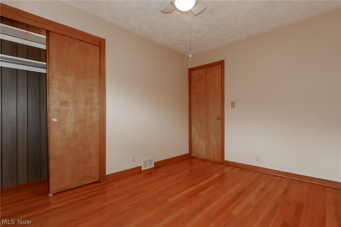11570 Girdled Road Painesville, OH 44077 - Photo 5 of 38