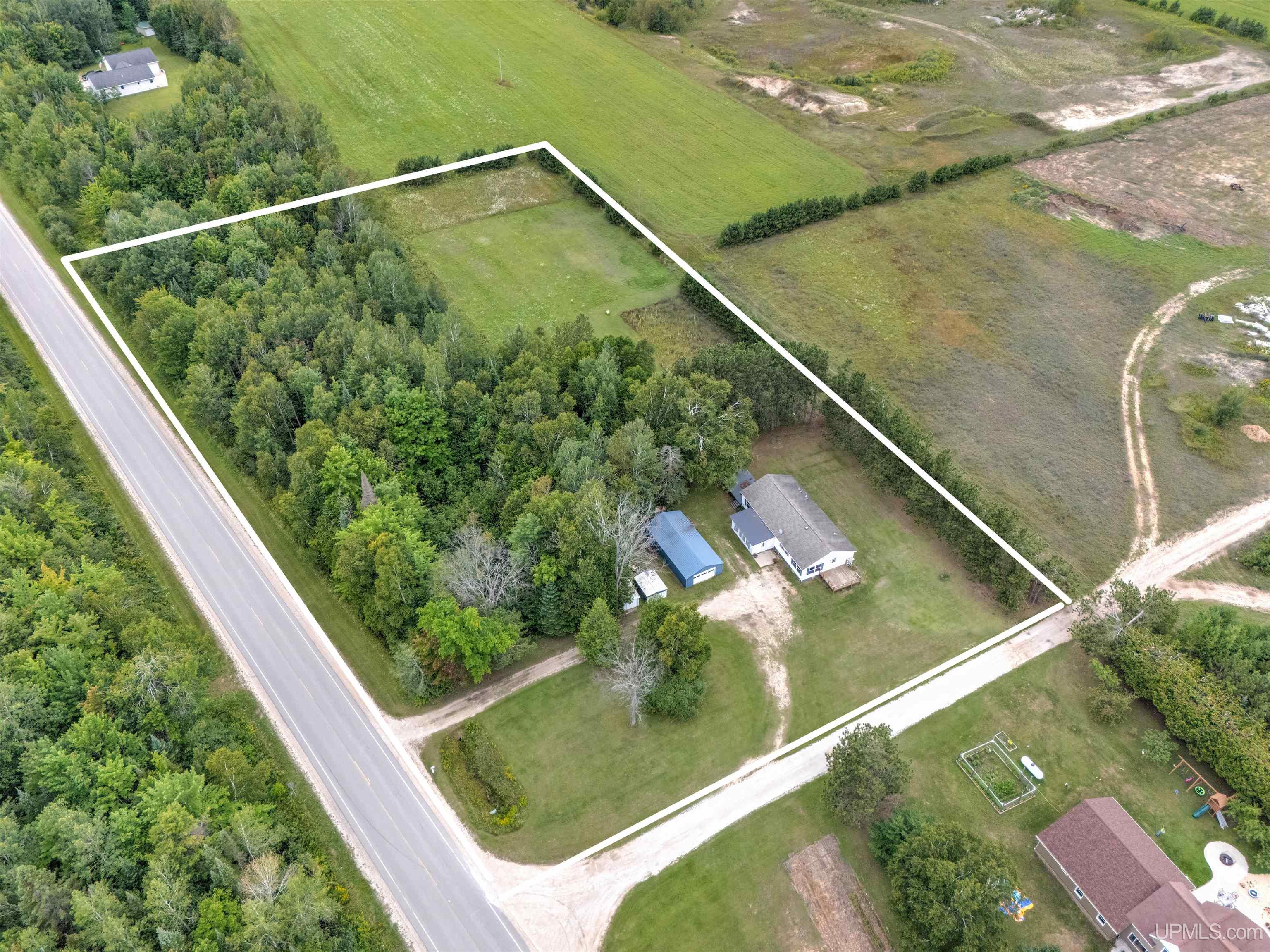 5880 River Road Manistique, MI 49854 - Photo 45 of 48 Gallery Image 45