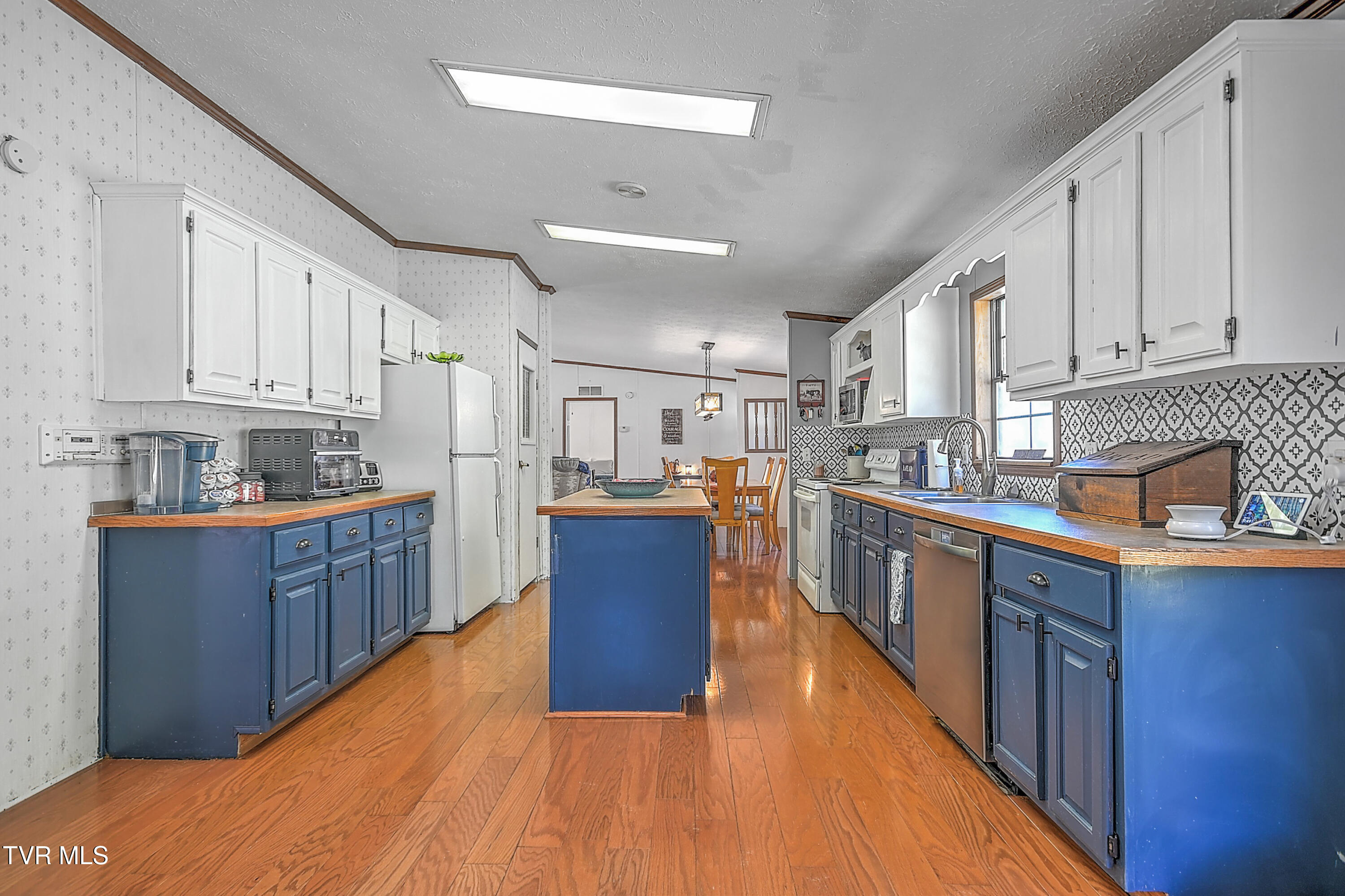 1235 Apple Orchard Road Gate City, VA 24251 - Photo 11 of 69 1235 Apple Orchard DP-21
