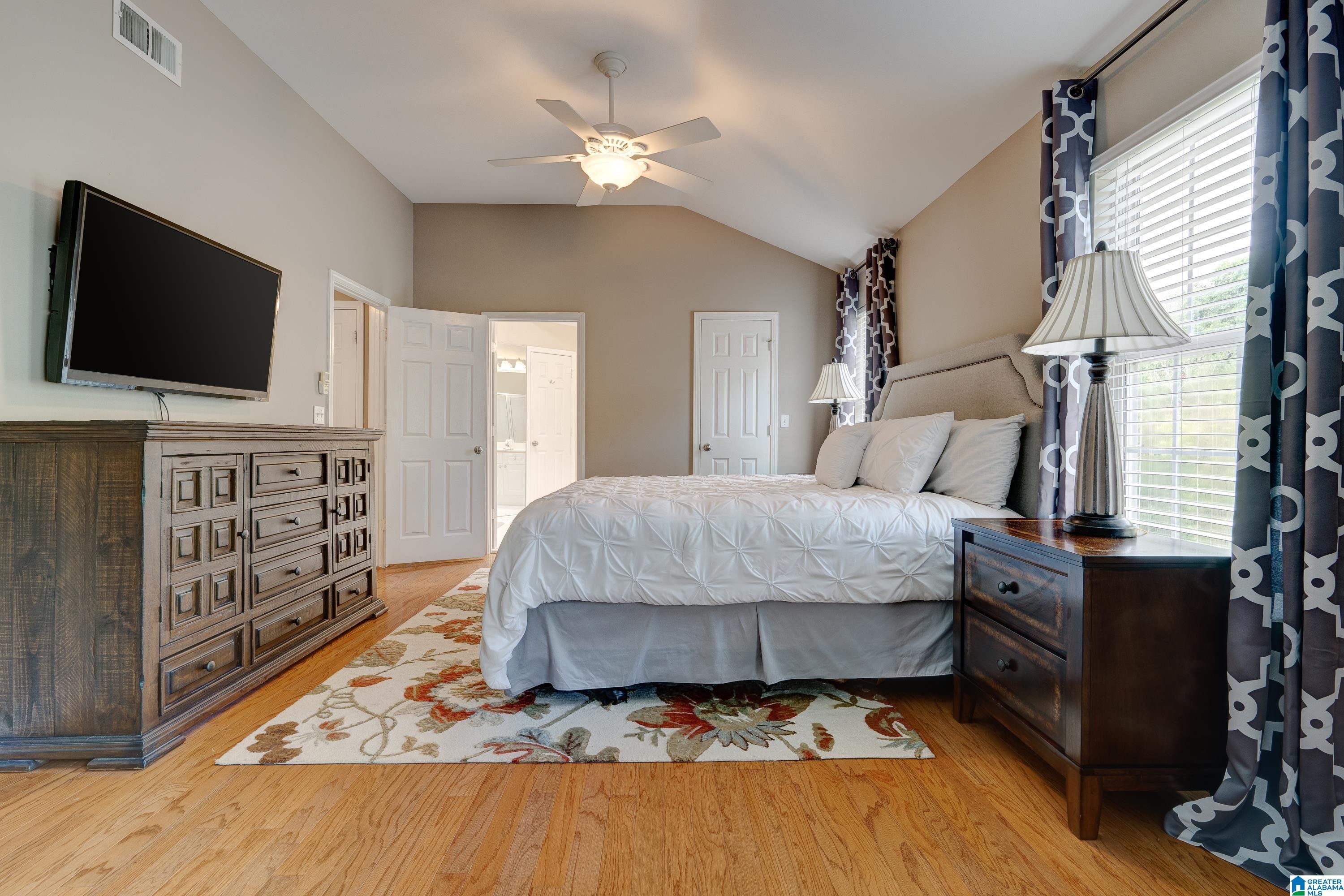 102 Heather Way Pelham, AL 35124 - Photo 18 of 34