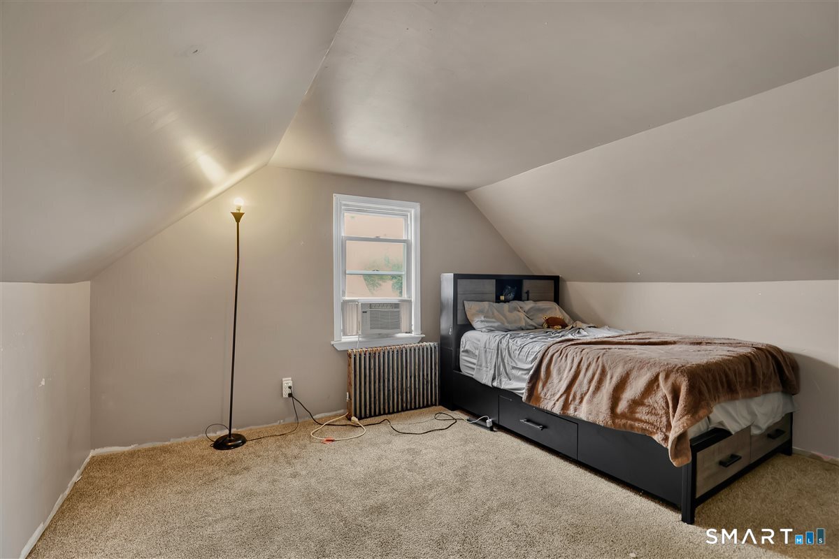 4 Robin Road Manchester, CT 06042 - Photo 15 of 24