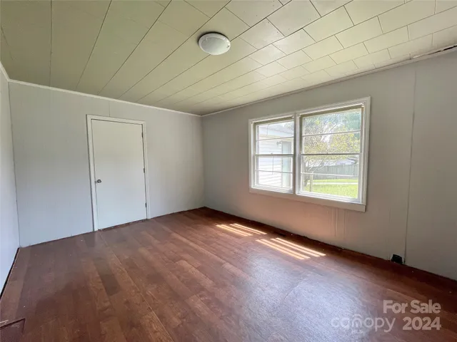 $225,000 | 142 Swink Street Southwest, Concord, NC 28027