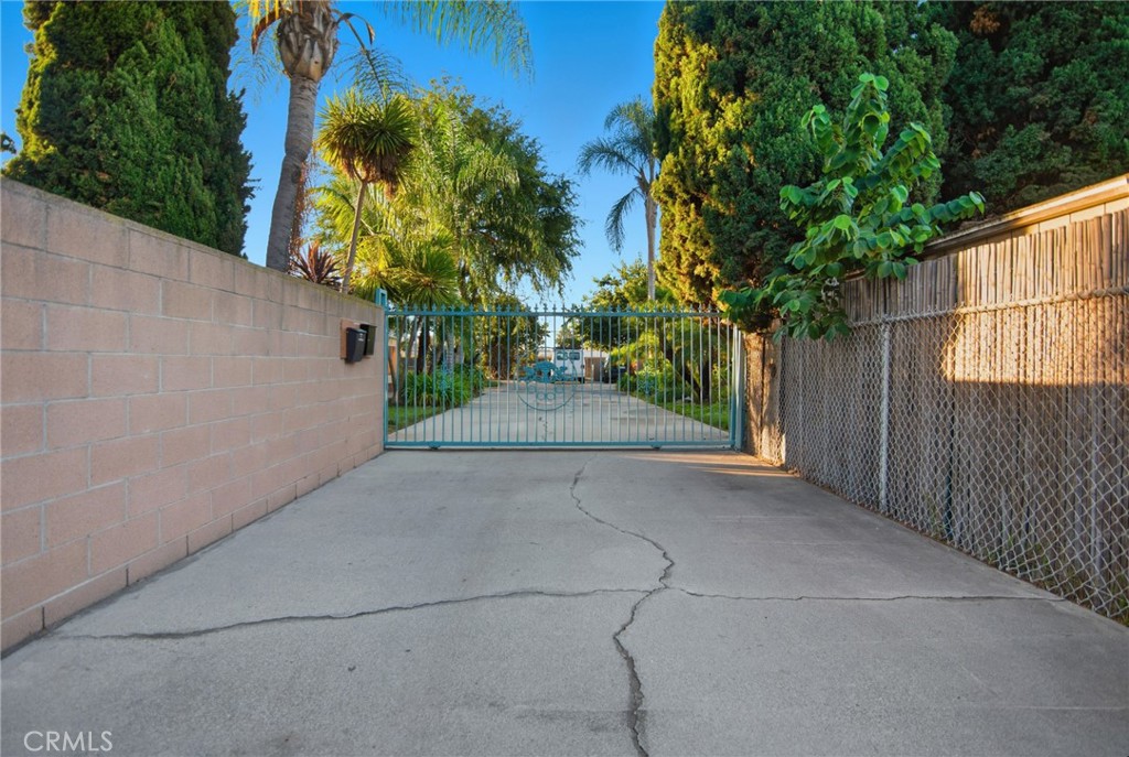 11296 Lampson Avenue Garden Grove, CA 92840 - Photo 4 of 18