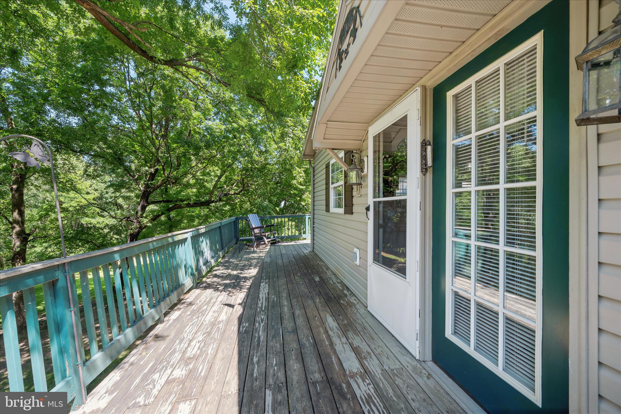 8354 Mountain Laurel Road Boonsboro, MD 21713 - Photo 33 of 91 Deck