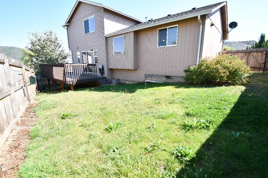 115 Rouge Street Winston, OR 97496 - Photo 15 of 16 14