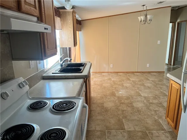 $145,000 | 215 Elsie Avenue, Agua Dulce, TX 78330