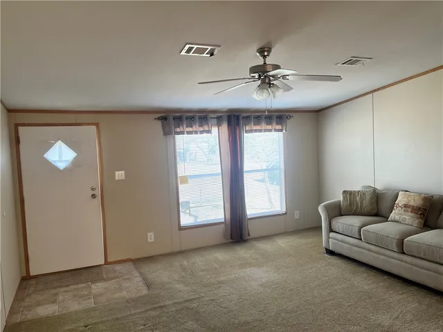 $145,000 | 215 Elsie Avenue, Agua Dulce, TX 78330