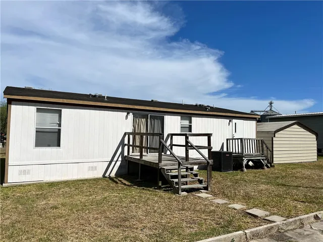 $145,000 | 215 Elsie Avenue, Agua Dulce, TX 78330