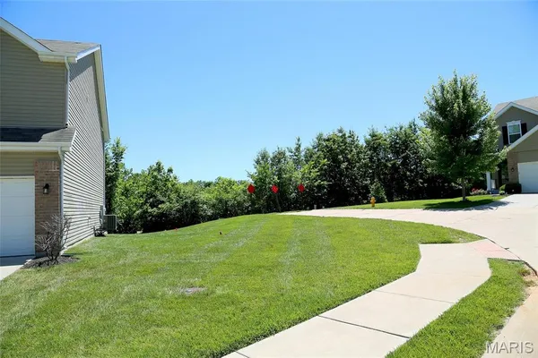 $2,300 | 172 Weatherby Landing Drive, O'Fallon, MO 63366