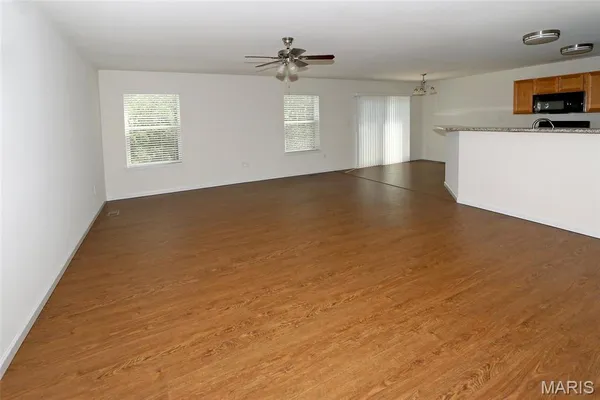 $2,300 | 172 Weatherby Landing Drive, O'Fallon, MO 63366