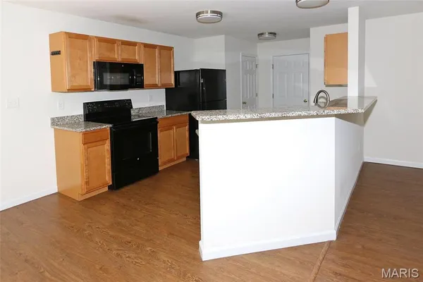 $2,300 | 172 Weatherby Landing Drive, O'Fallon, MO 63366