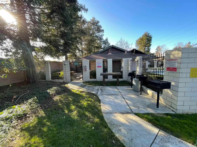 $2,311 | 2416 Shadow Lane, Unit 74, Antioch, CA 94509