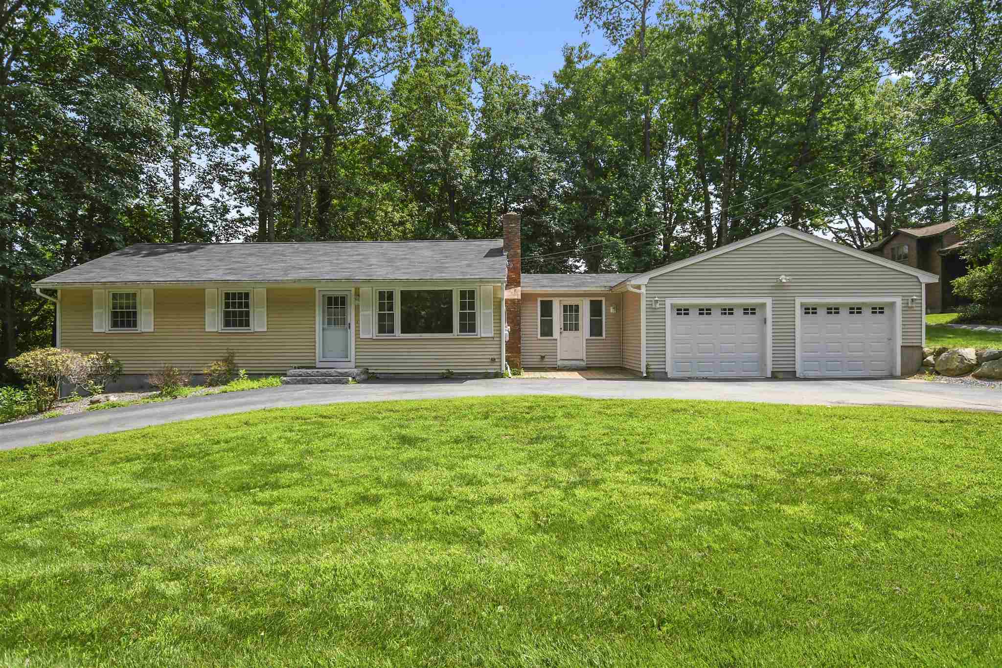 147 Wash Pond Road Hampstead, NH 03841 - Photo 1 of 22 Gallery Image 1