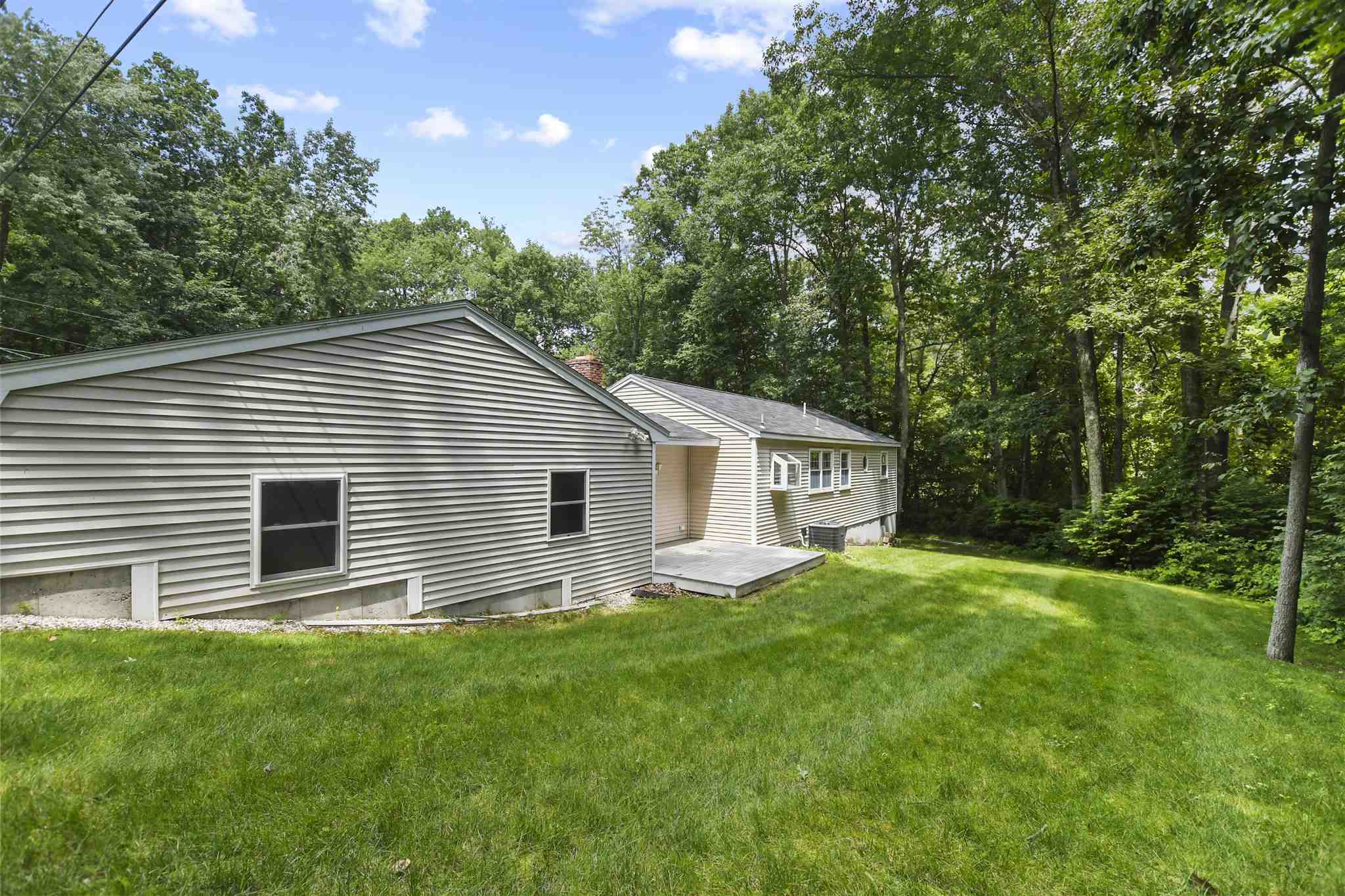 147 Wash Pond Road Hampstead, NH 03841 - Photo 6 of 22 Gallery Image 6