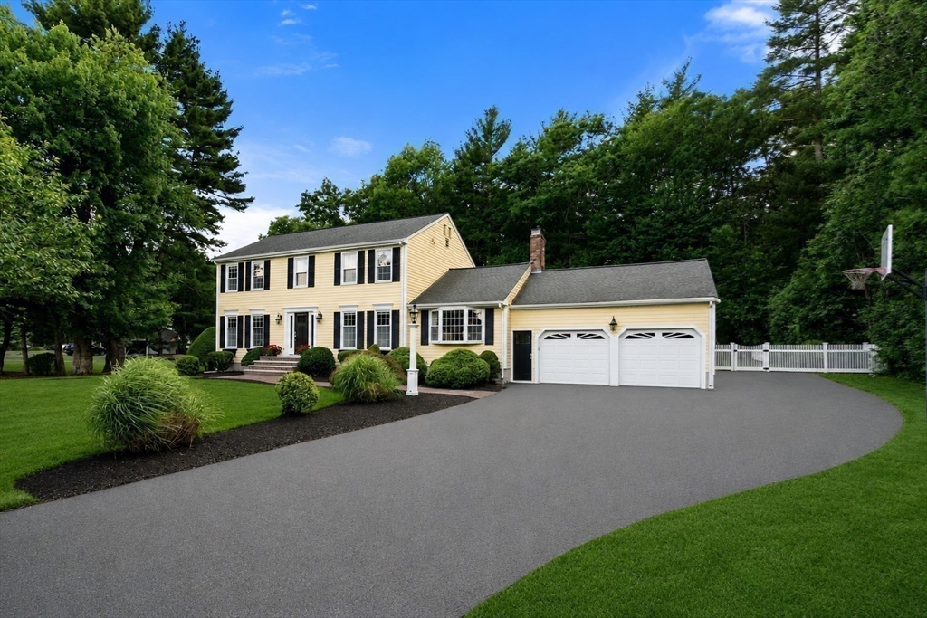 27 Oriole Road Medfield, MA 02052 - Photo 40 of 42