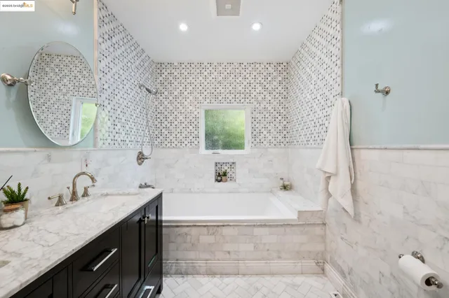 $1,245,000 | 919 McKinley Avenue, Oakland, CA 94610