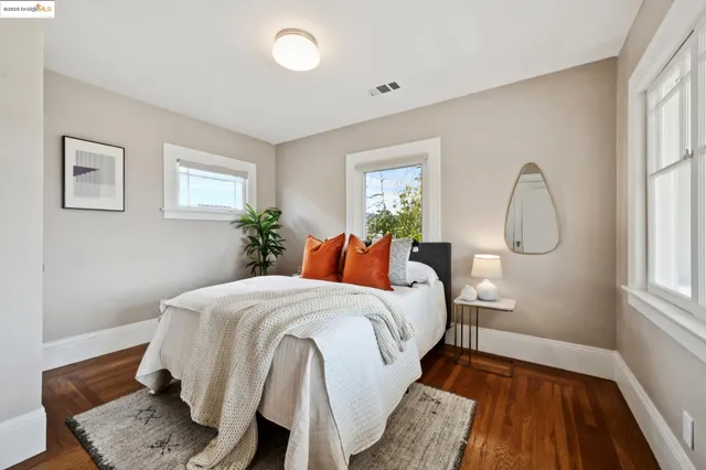 $1,245,000 | 919 McKinley Avenue, Oakland, CA 94610