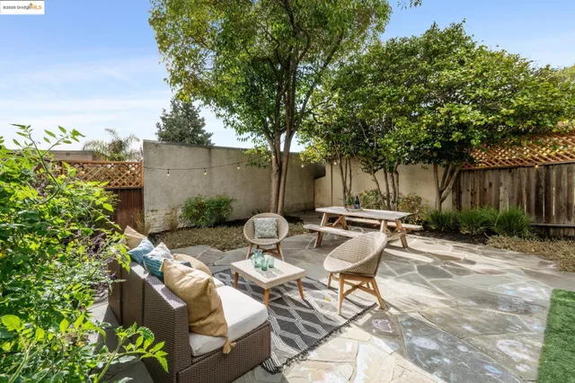 $1,245,000 | 919 McKinley Avenue, Oakland, CA 94610