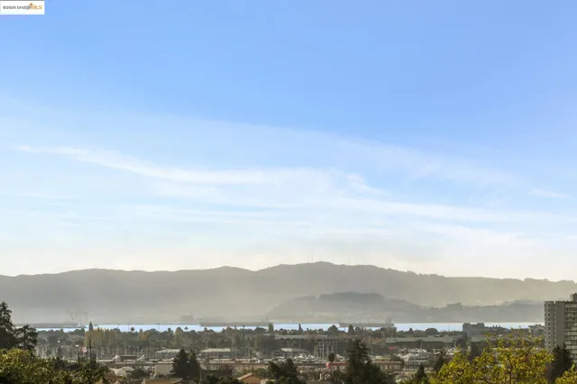 $1,245,000 | 919 McKinley Avenue, Oakland, CA 94610