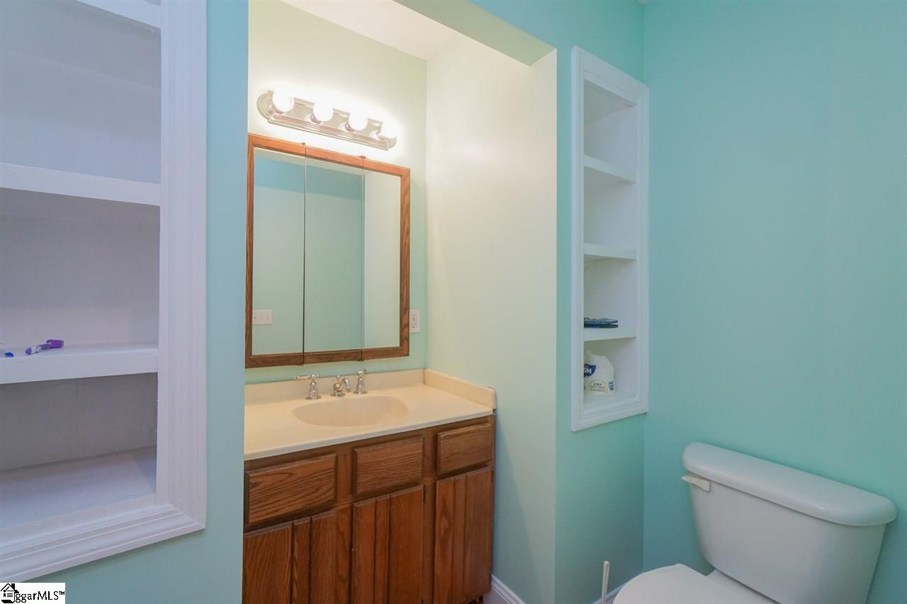 698 East Stagecoach Road Cross Hill, SC 29332 - Photo 15 of 19 Gallery Image 15