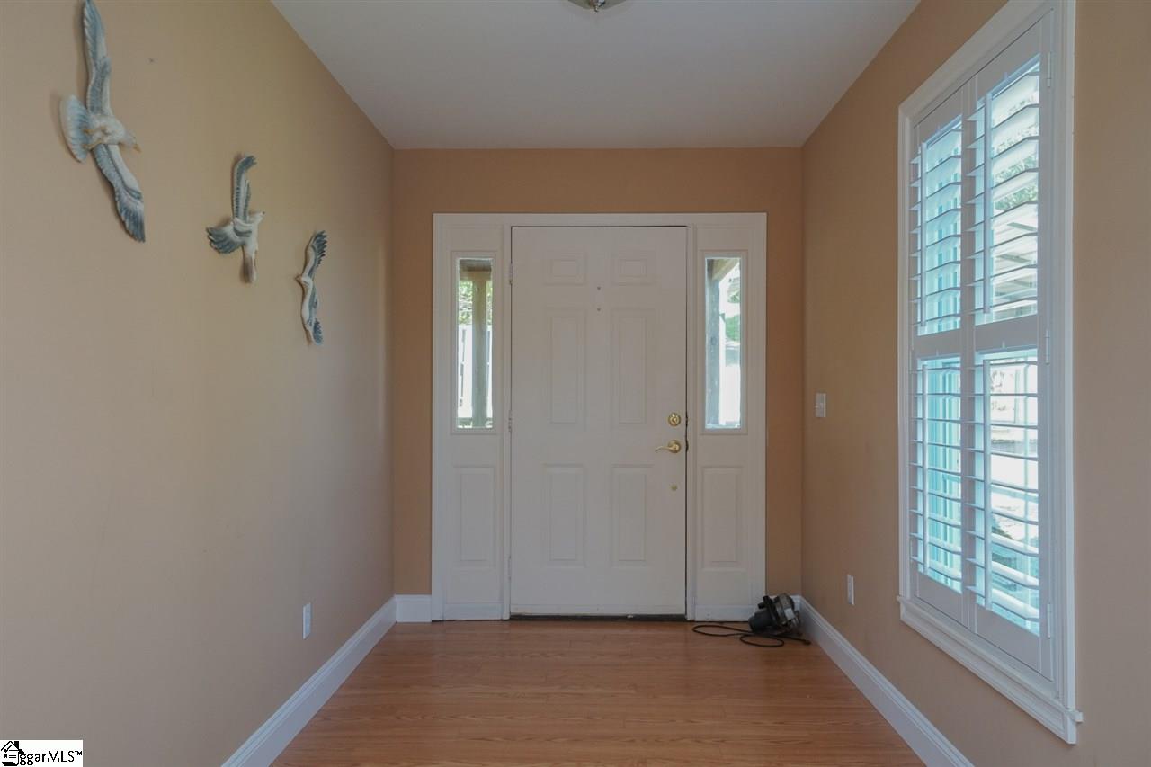 698 East Stagecoach Road Cross Hill, SC 29332 - Photo 5 of 19 Gallery Image 5