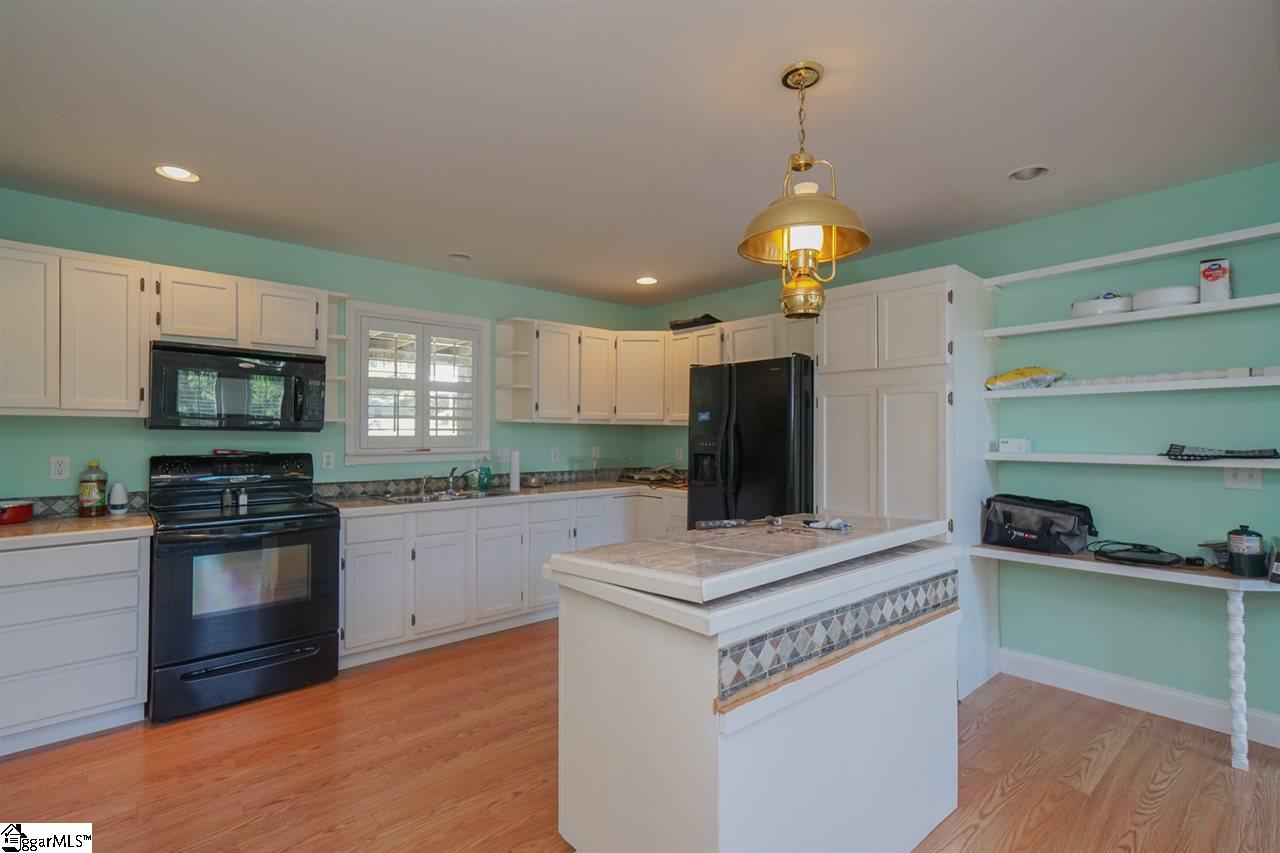 698 East Stagecoach Road Cross Hill, SC 29332 - Photo 9 of 19 Gallery Image 9