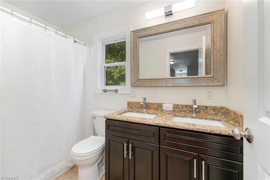 7559 Dubach Road Summerfield, NC 27358 - Photo 15 of 30 Gallery Image 15
