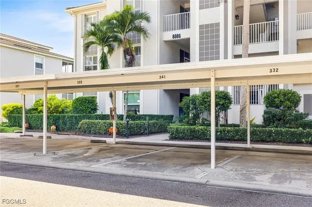 $305,000 | 8086 Queen Palm Lane, Unit 341, Fort Myers, FL 33966