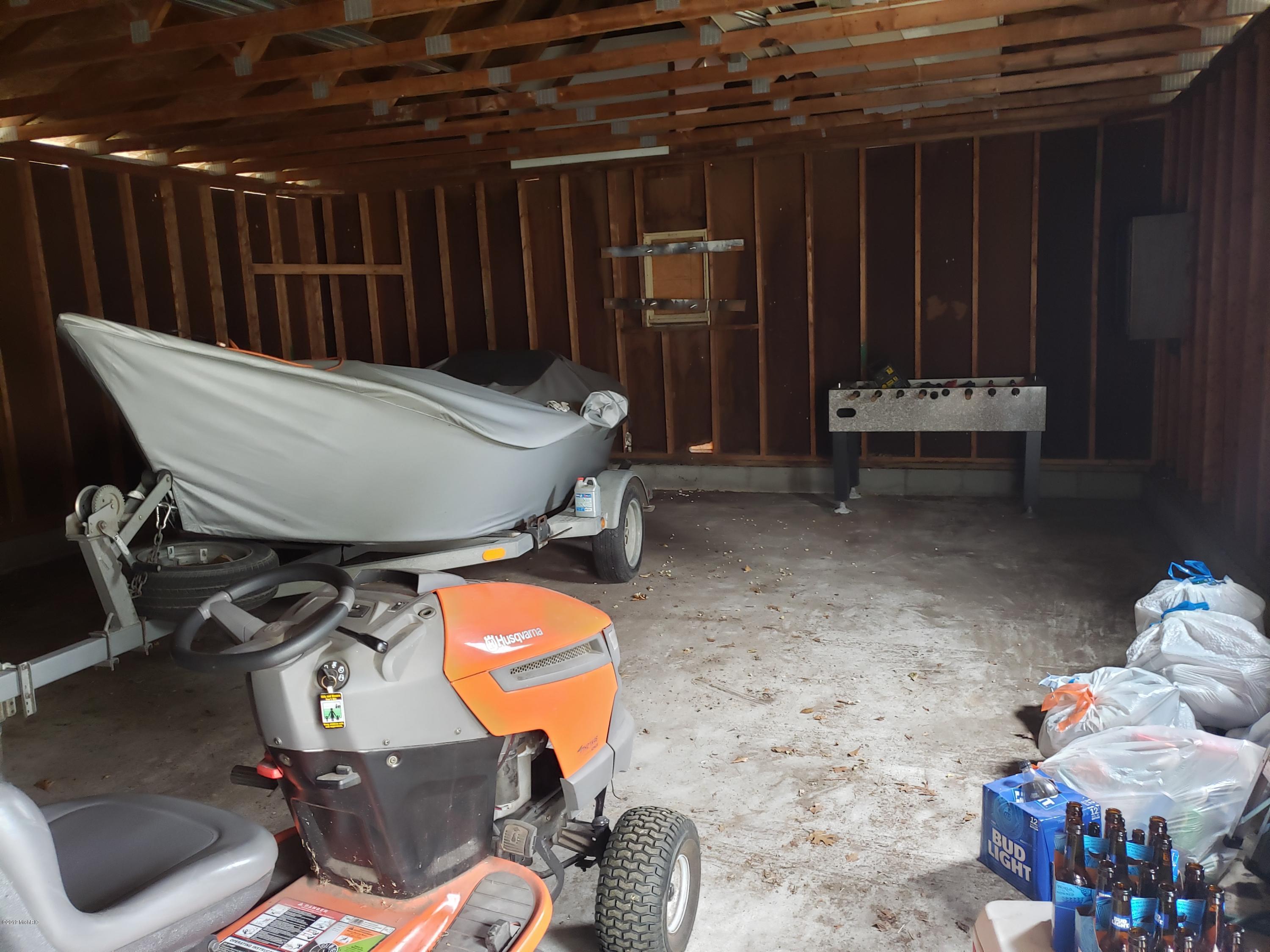 2385 East River Road Muskegon, MI 49445 - Photo 13 of 13 20190517_140348