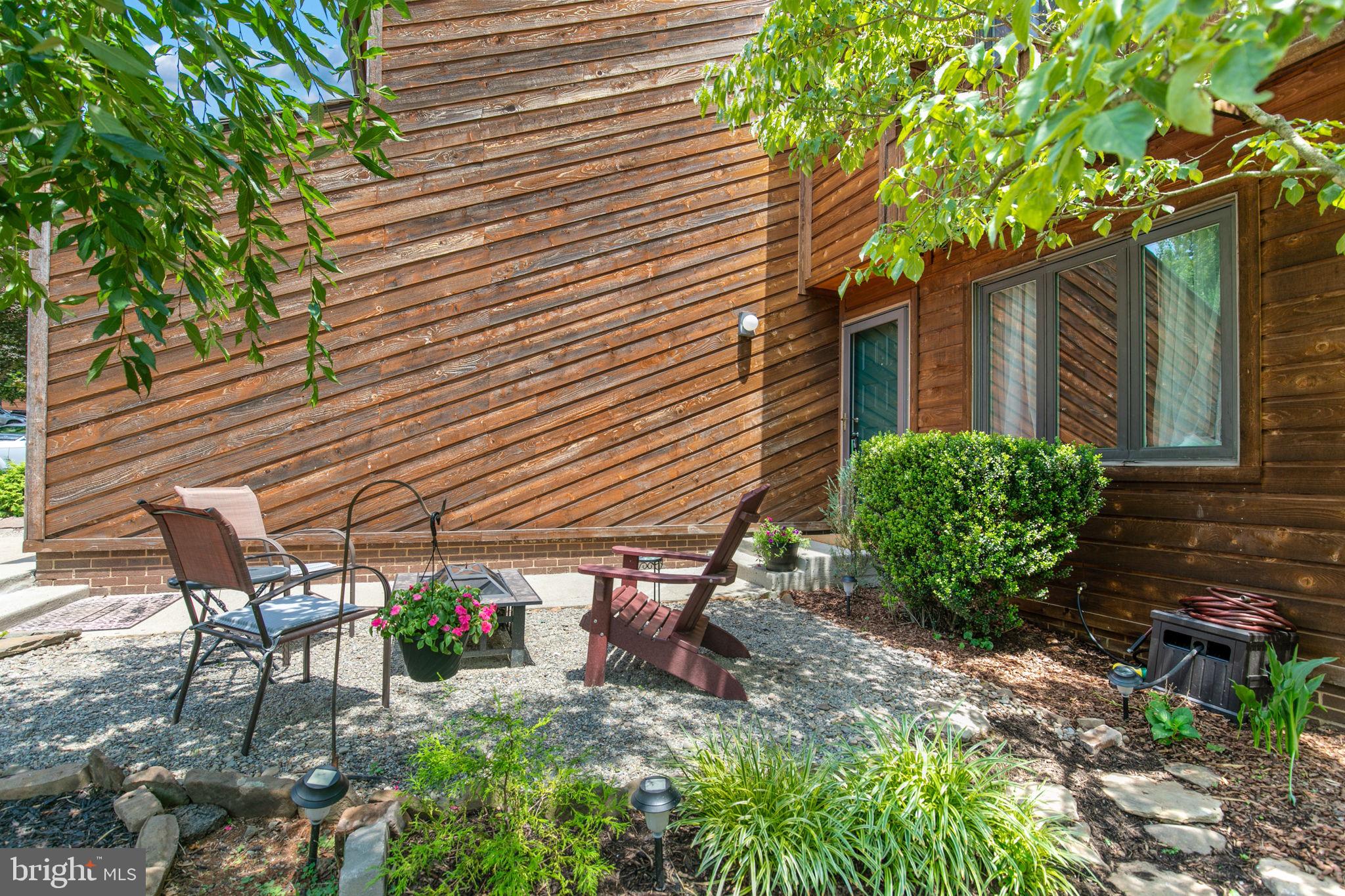 2259 Cedar Cove Court Reston, VA 20191 - Photo 2 of 68 Gallery Image 2