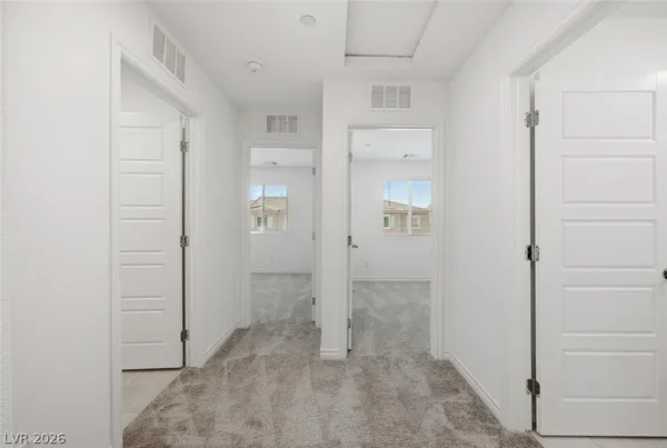 $1,950 | 10720 Norfolk View Court, Las Vegas, NV 89166