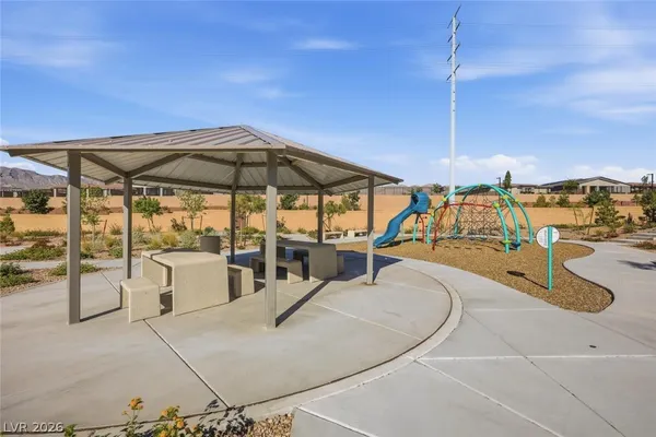 $1,950 | 10720 Norfolk View Court, Las Vegas, NV 89166