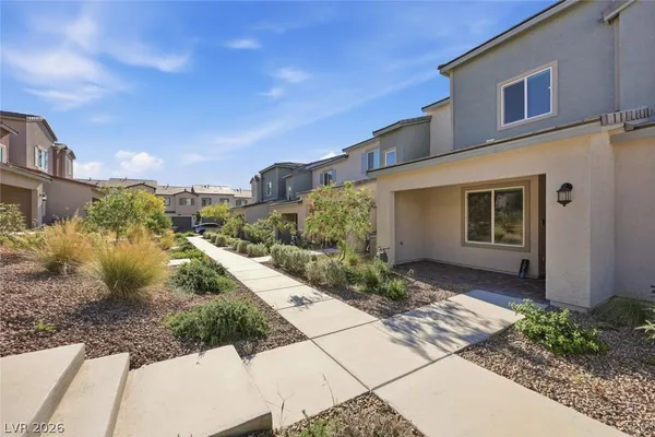 $1,950 | 10720 Norfolk View Court, Las Vegas, NV 89166