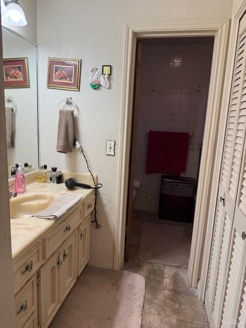 21 East Rios Cove Street Roma, TX 78584 - Photo 14 of 19 a bathroom with a sink and a mirror