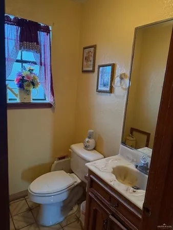 $315,000 | 21 East Rios Cove Street, Roma, TX 78584