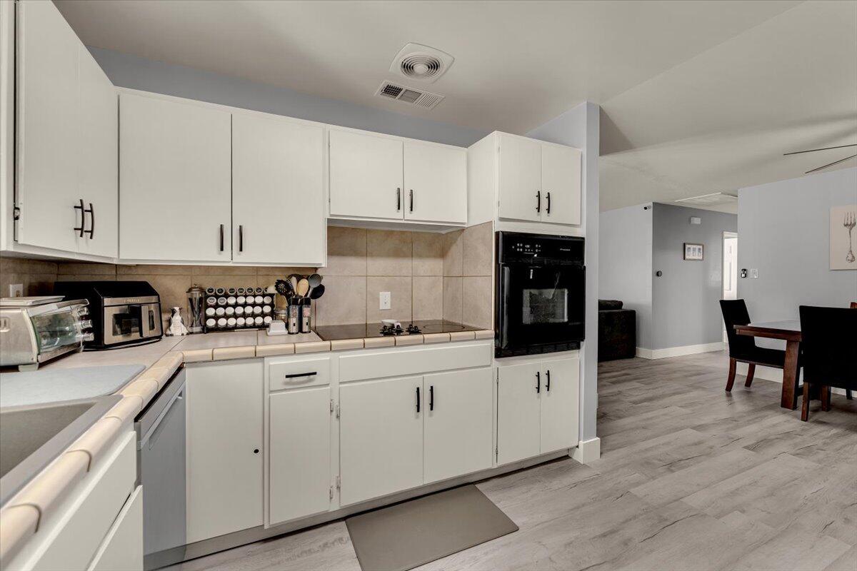 2034 Westwood Avenue Redding, CA 96001 - Photo 18 of 55 18-2034 Westwood Ave - I-8