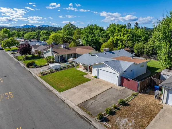 $359,000 | 2034 Westwood Avenue, Redding, CA 96001