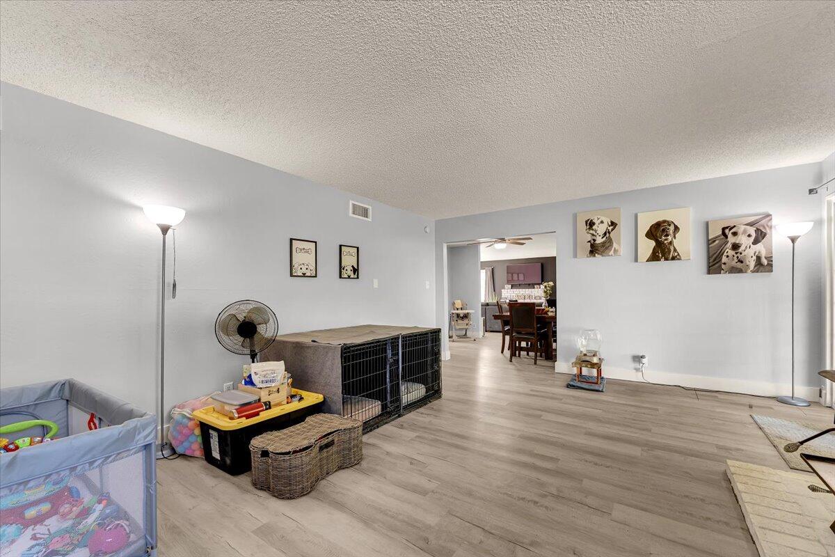 2034 Westwood Avenue Redding, CA 96001 - Photo 22 of 55 22-2034 Westwood Ave - I-16