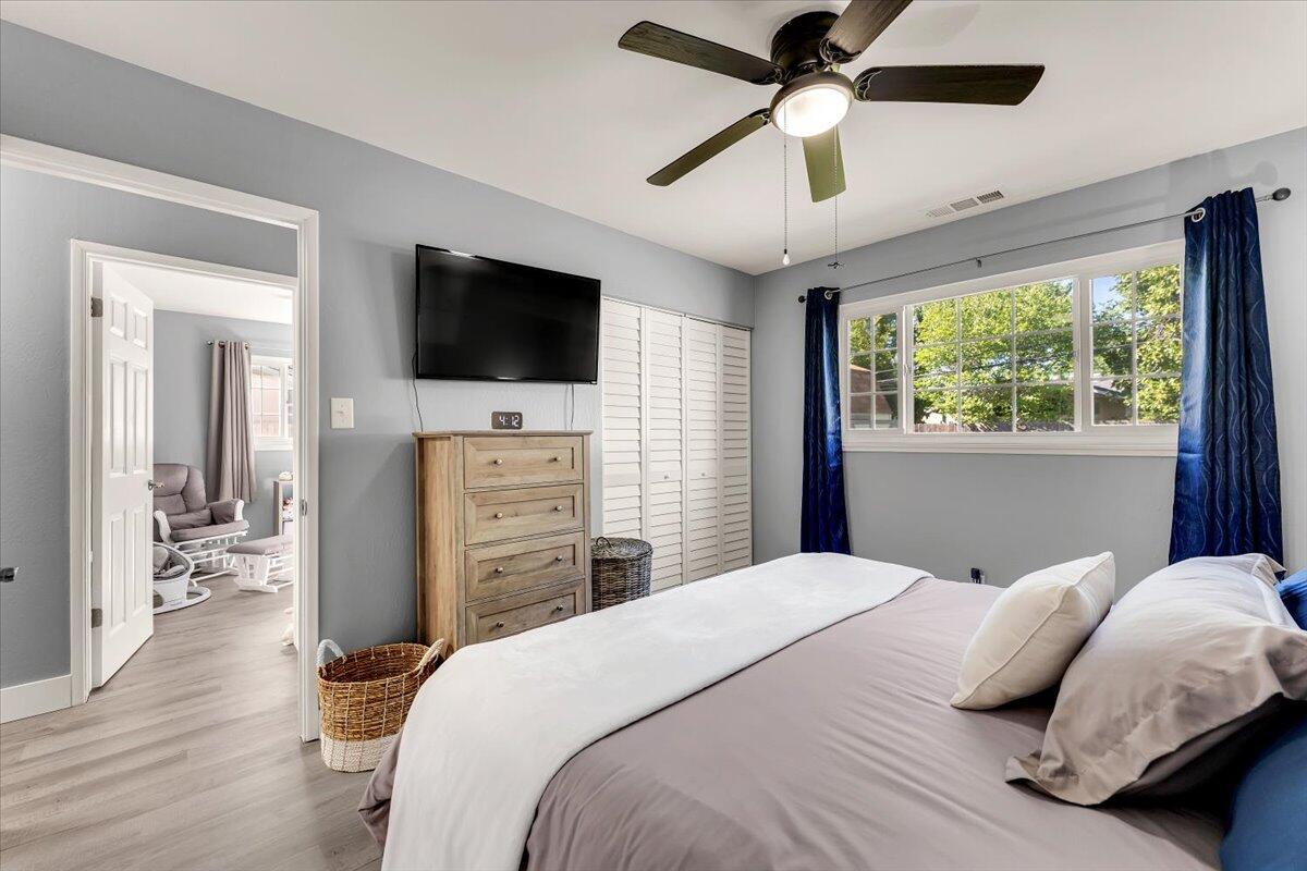 2034 Westwood Avenue Redding, CA 96001 - Photo 26 of 55 26-2034 Westwood Ave - I-27