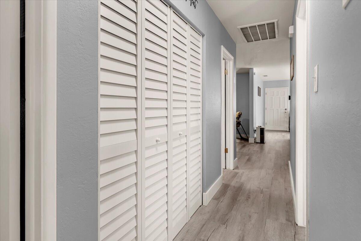 2034 Westwood Avenue Redding, CA 96001 - Photo 32 of 55 32-2034 Westwood Ave - I-25