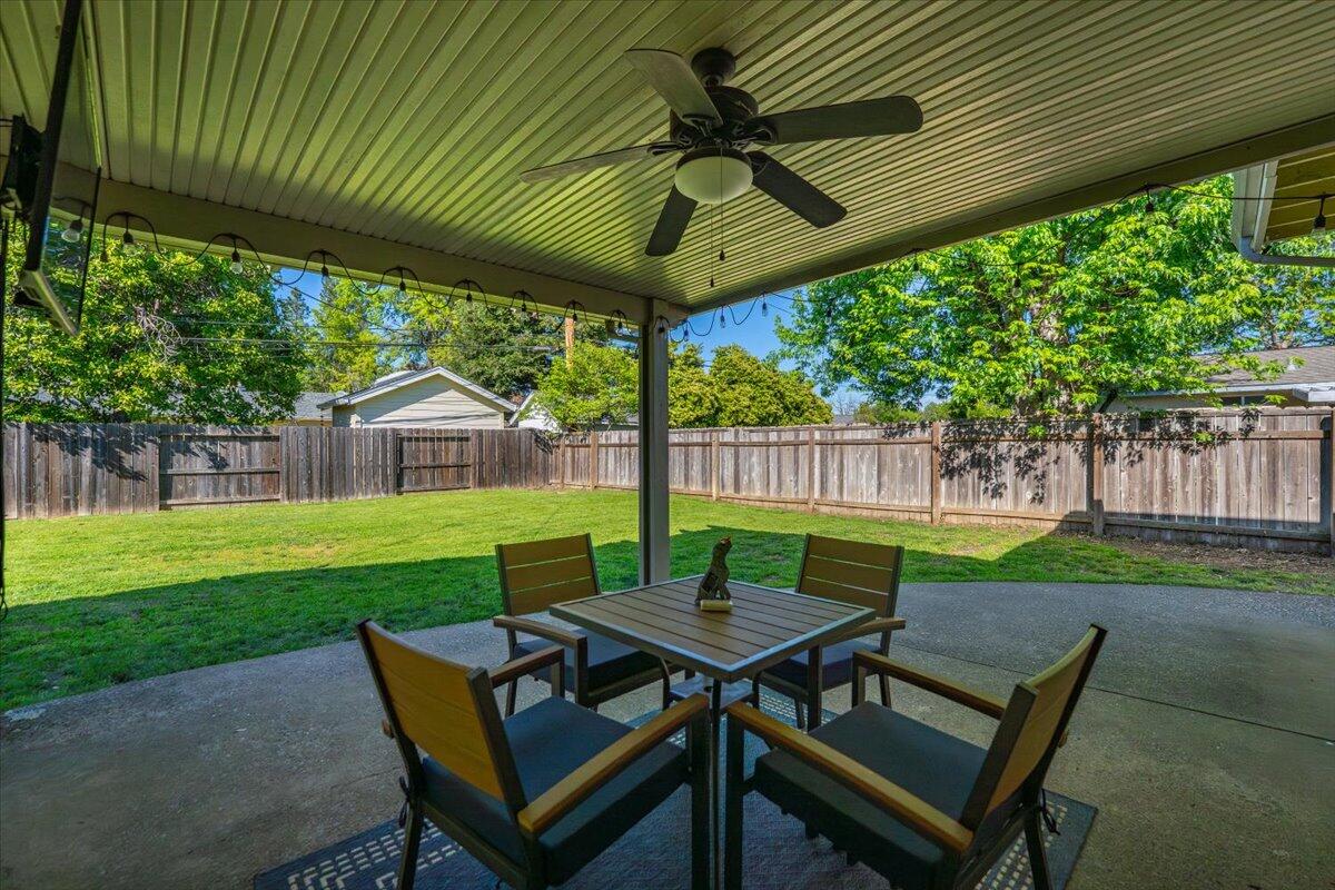 2034 Westwood Avenue Redding, CA 96001 - Photo 36 of 55 36-2034 Westwood Ave - E-13