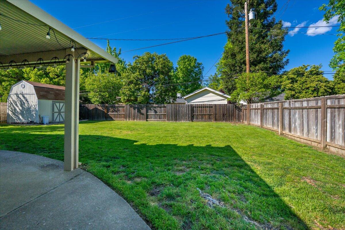 2034 Westwood Avenue Redding, CA 96001 - Photo 38 of 55 38-2034 Westwood Ave - E-15