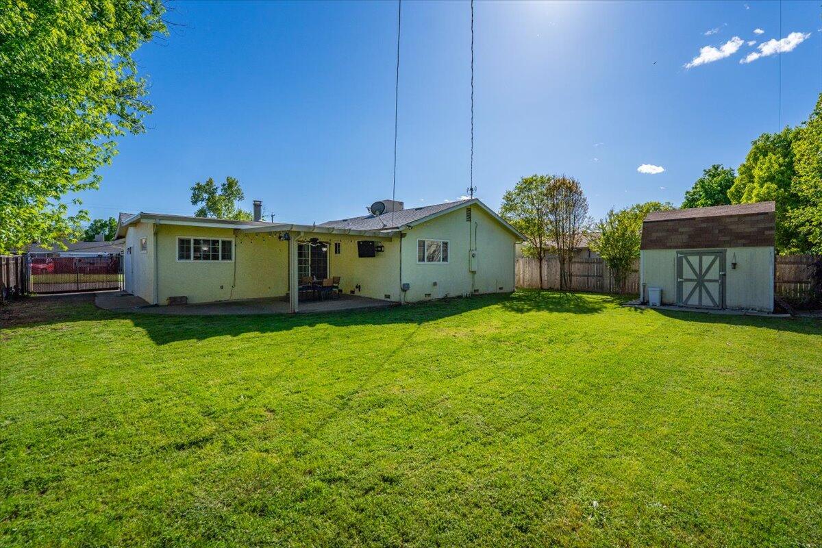 2034 Westwood Avenue Redding, CA 96001 - Photo 39 of 55 39-2034 Westwood Ave - E-16